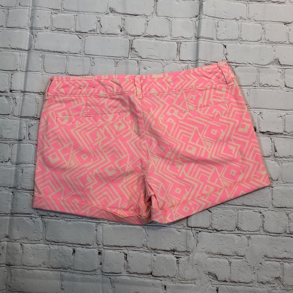 AEO pink geo print shorts w cuff size 4 - Picture 2 of 8